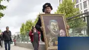 Rus Sanatçı R.K. Polonya'da Silahlı Saldırıda Hayatını Kaybetti