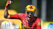 Tour de France 11. Etapta Rekor Hız: Soren Waerenskjold Tarihi Zafer Kazandı