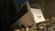 Ankara Mamak'ta Servis Aracının Şarampole Devrilmesi Sonucu 8 Yaralı