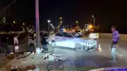 Bursa Osmangazi'de Makas Atan Otomobil İki Aracı Dereye Sürükledi: 6 Yaralı
