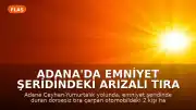 Adana'da Emniyet Şeridindeki Arızalı Tıra Çarpan Otomobilde 2 Can Kaybı