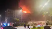 Antalya Alanya'da Otel Yangını: Çatı Katında Çıkan Alevler Söndürüldü