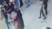 Eskişehir'de Kavga: 2 Polis ve 7 Kişi Yaralandı, Güvenlik Kamerası Görüntüleri Ortaya Çıktı