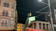 Fatih'te Binanın Çatısındaki Baz İstasyonunda Yangın Çıktı
