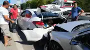 Kocaeli'de Zincirleme Trafik Kazası: 1'i Çocuk 3 Yaralı