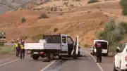 Sivas Divriği'de Şerit İhlali İddiasıyla Çarpışma: 1 Ölü, 2 Yaralı