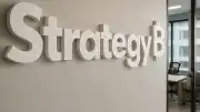 Strategy Şirketinin Yeni Sermaye Stratejisi: Bitcoin Yerine Dolar Rezervi