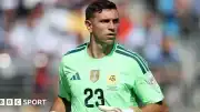 Chelsea, Aston Villa kalecisi Emiliano Martinez için harekete geçti