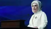 Emine Erdoğan: "Malazgirt'in asırları aşan ruhu yarınlarımıza istikamet versin"
