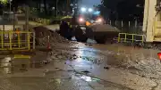 Rize'de Sağanak Nedeniyle Taşkınlar Oluştu, 3 Mahalle Yolu Ulaşıma Kapandı