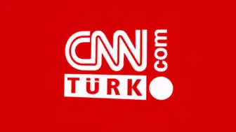Otobüs Şoförü Yerden Aldığı Türk Bayrağı'nı Özenle Yerleştirdi