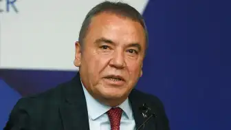 Antalya Büyükşehir Belediye Başkanı M.B.'den İtiraf: "Özgür Özel'in Talebiyle 950 Bin Euro Teslim Ettim"