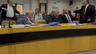 Afyonkarahisar Belediye Meclisi'nde İstifalar Sonrası Gerginlik ve Tartışmalar Yaşandı