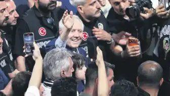 Aziz Yıldırım, Fenerbahçe'nin Yeni Başkanı Oldu: Şampiyonluk ve Finansal Yapılanma Vurgusu