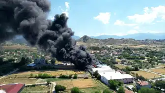 Denizli'de Kauçuk Fabrikasında Yangın: Dron Görüntüleri Durumu Gözler Önüne Serdi