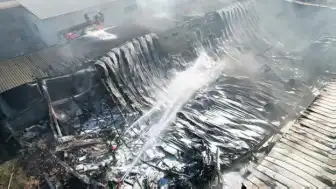 Denizli'de Kauçuk Fabrikasında Yangın: Kontrol Altına Alındı