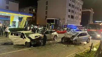 Samsun'da Zincirleme Kazada 5 Kişi Yaralandı