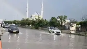 Edirne'de Sağanak ve Dolu: Yollar Sular Altında Kaldı, Tarım Arazileri Zarar Gördü