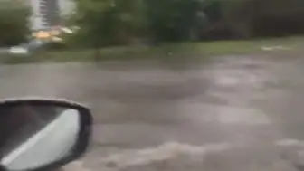 Ankara'da Sağanak Yağış Hayatı Olumsuz Etkiledi