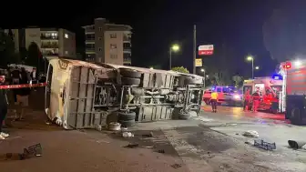 İzmir'in Aliağa İlçesinde Trafik Kazası: 4 Yaralı