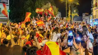 İspanya'da Dünya Kupası Kutlamaları Facia ile Sonuçlandı: 13 Yaşındaki Çocuk Hayatını Kaybetti