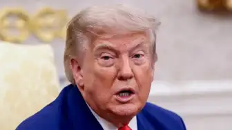 ABD Başkanı Trump'tan İran'a Yönelik Olası Operasyon Sinyali: "Büyük bir saldırıyı düşünüyorum, daha önce hiç olmadığı kadar büyük."