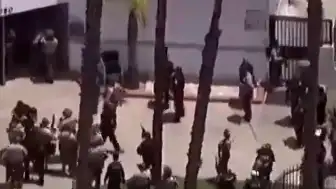 ABD'de Caminin Çevresinde Silahlı Saldırı: 2 Ölü, Çok Sayıda Yaralı