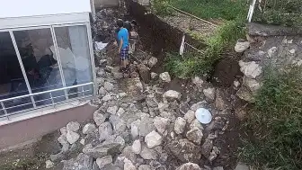 Amasya'da İstinat Duvarının Çökme Anı Güvenlik Kamerasına Yansıdı