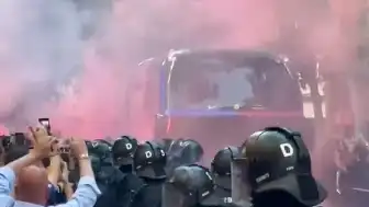 Barcelona Taraftarları Kendi Otobüslerini Taşıdılar