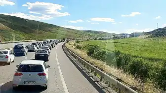Bayram Tatili Sonrası Ankara ve İzmir Yolları Tamamen Kilitlendi