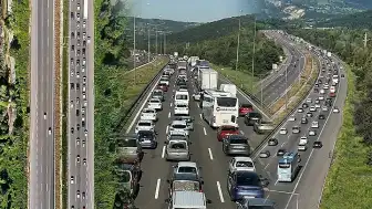 Bolu Geçişinde Bayram Dönüşü Trafiği Durma Noktasına Geldi