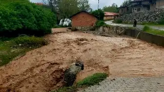 Çorum'un Alaca İlçesinde Sel: Evler Sular Altında Kaldı, Tarım Arazileri Zarar Gördü