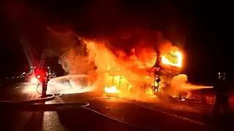 Denizli'de Otobüs Kazası: 7 Kişi Hayatını Kaybetti, 30 Kişi Yaralandı