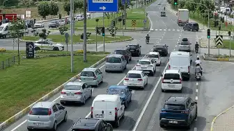 Edremit Körfezi Yollarında Bayram Yoğunluğu