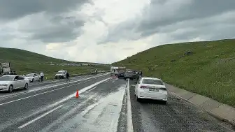 Elazığ-Bingöl Kara Yolunda Trafik Kazası: M.Ş. Hayatını Kaybetti, 3 Yaralı