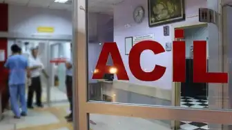 Fatih'te Otelde Çıkan Yangında Bir Kişi Hayatını Kaybetti