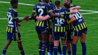 Fenerbahçe ArsaVev, Kadın Futbol Süper Ligi'nde Şampiyon Oldu