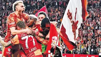 Galatasaray, Süper Lig'de 26. Şampiyonluğunu Kutluyor