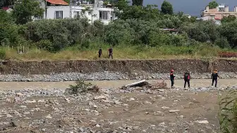 Hatay'da Sel Felaketinde Kaybolan 2 Genç İçin Arama Çalışmaları Sürüyor