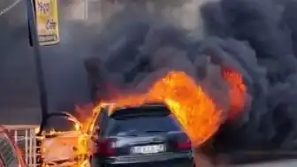 Hatay'ın Reyhanlı İlçesinde Park Halindeki Otomobil Alev Aldı