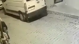 Kağıthane'de Elektrik Akımına Kapılan 8 Yaşındaki Çocuk Hastaneye Kaldırıldı