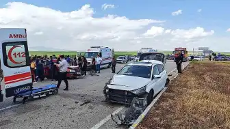 Konya'da Trafik Kazasında 5 Yaralı