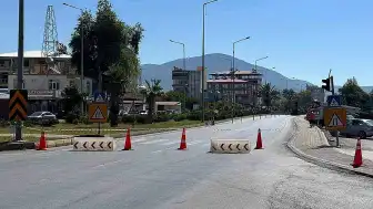 Mersin'de D-400 Karayolu'ndaki Köprüde Kısmi Göçük: Trafik Durumu