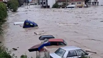 Meteorolojik Afet: Sağanak ve Dolu Hayatı Olumsuz Etkiledi