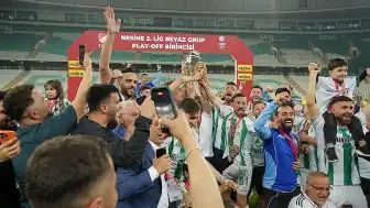 Muğlaspor, penaltılarla 1. Lig'e yükseldi