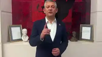 Özgür Özel'den Polis Baskınına Tepki: 'Bir Saldırı Altındayız, Buradan Çıkmayacağız!'