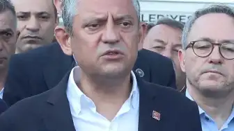 Özgür Özel'den 'Yeni Parti' İddialarına Yanıt: 'Parti Kurma Durumumuz Yok'