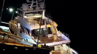 Sinop Limanı'nda Lüks Yat Yan Yattı: 6 Mürettebat Kurtarıldı