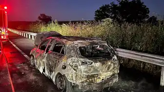 Tekirdağ'da Seyir Halindeki Otomobil Alevlere Teslim Oldu