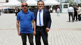 Yüzde 60 Engelli Hanifi Varlı, Aksaray'da Şube Müdürü Oldu
